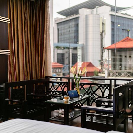 Duc Trong Hotel Hanoi Bagian luar foto