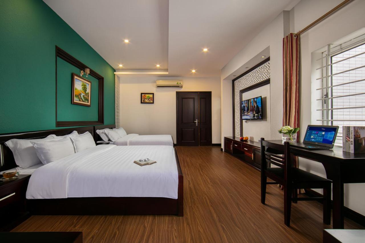Duc Trong Hotel Hanoi Bagian luar foto