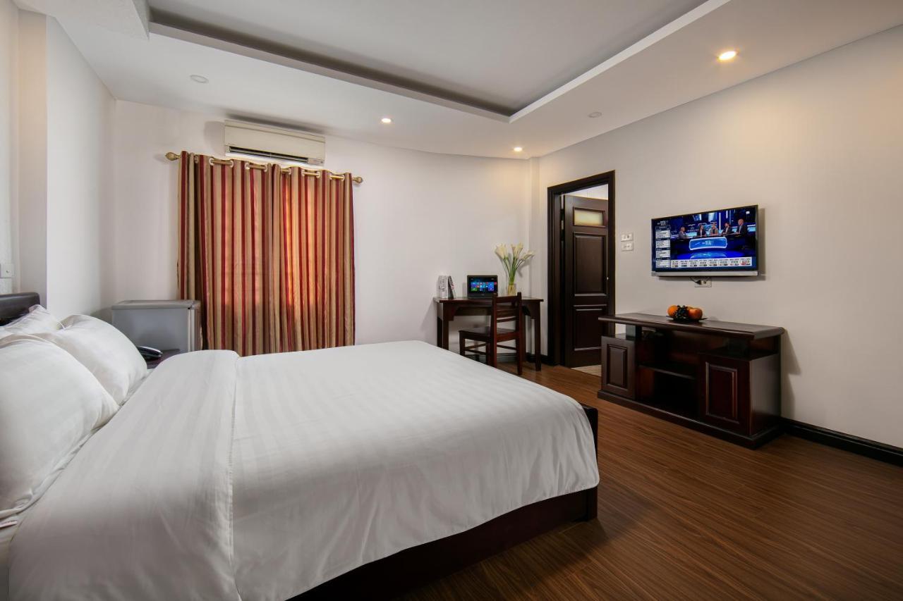 Duc Trong Hotel Hanoi Bagian luar foto